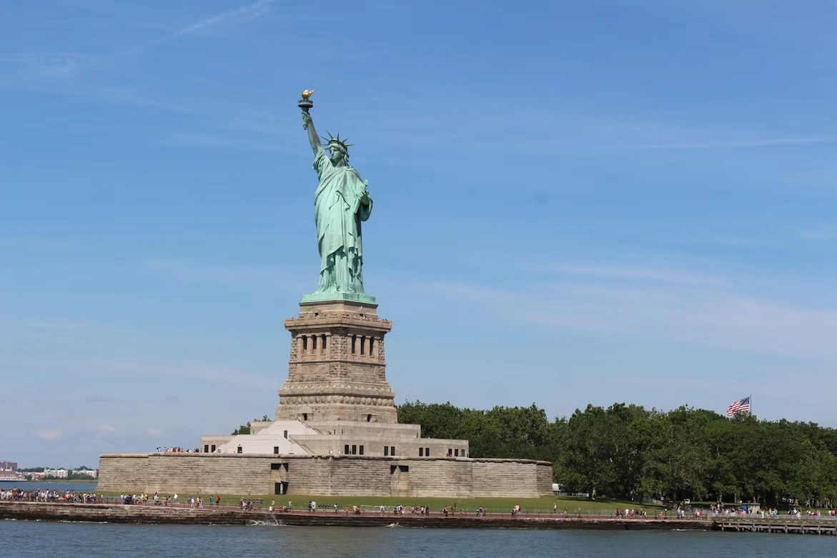 New York City Landmarks Cruise 3